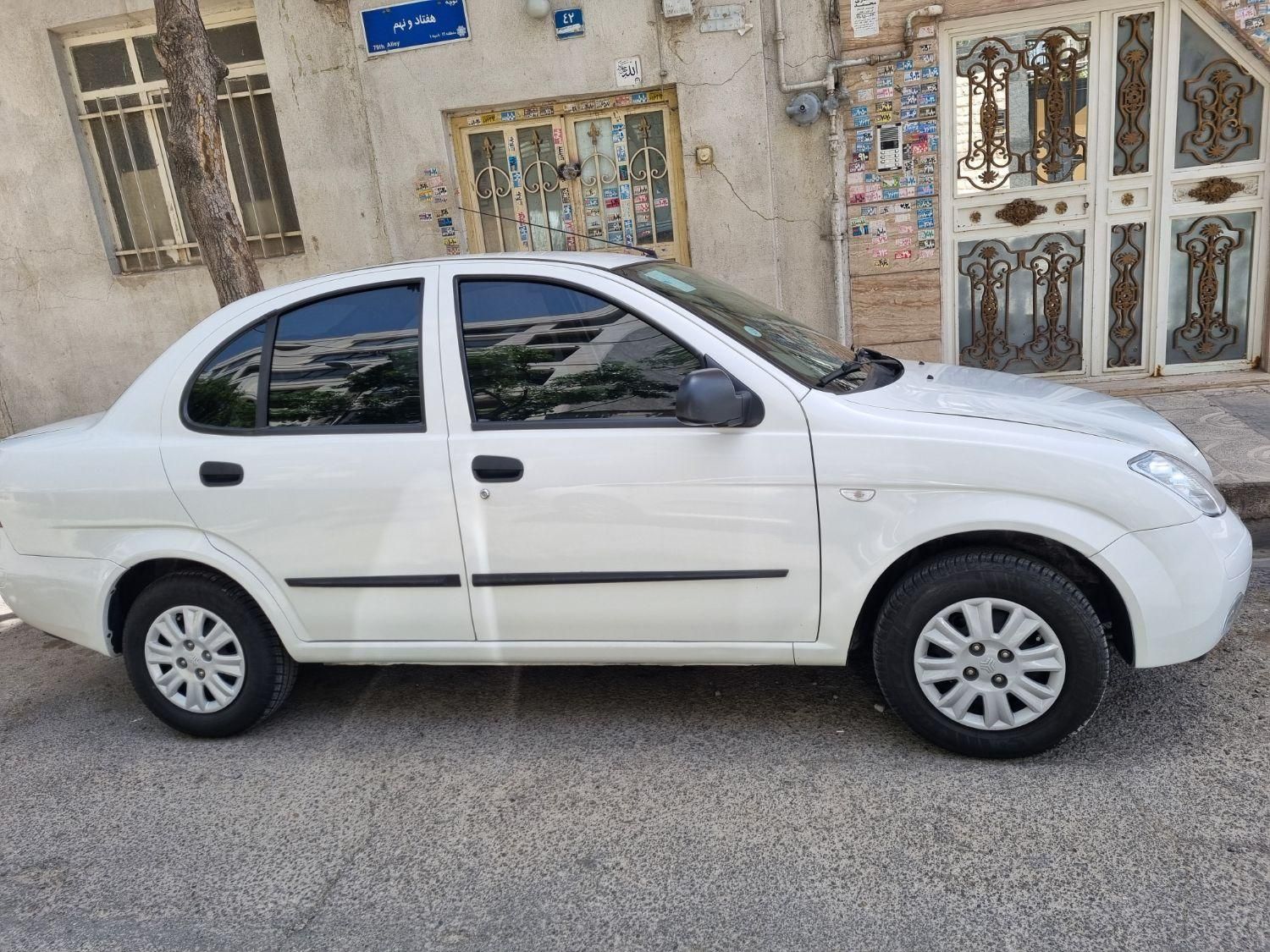تیبا صندوق دار SX - 1400