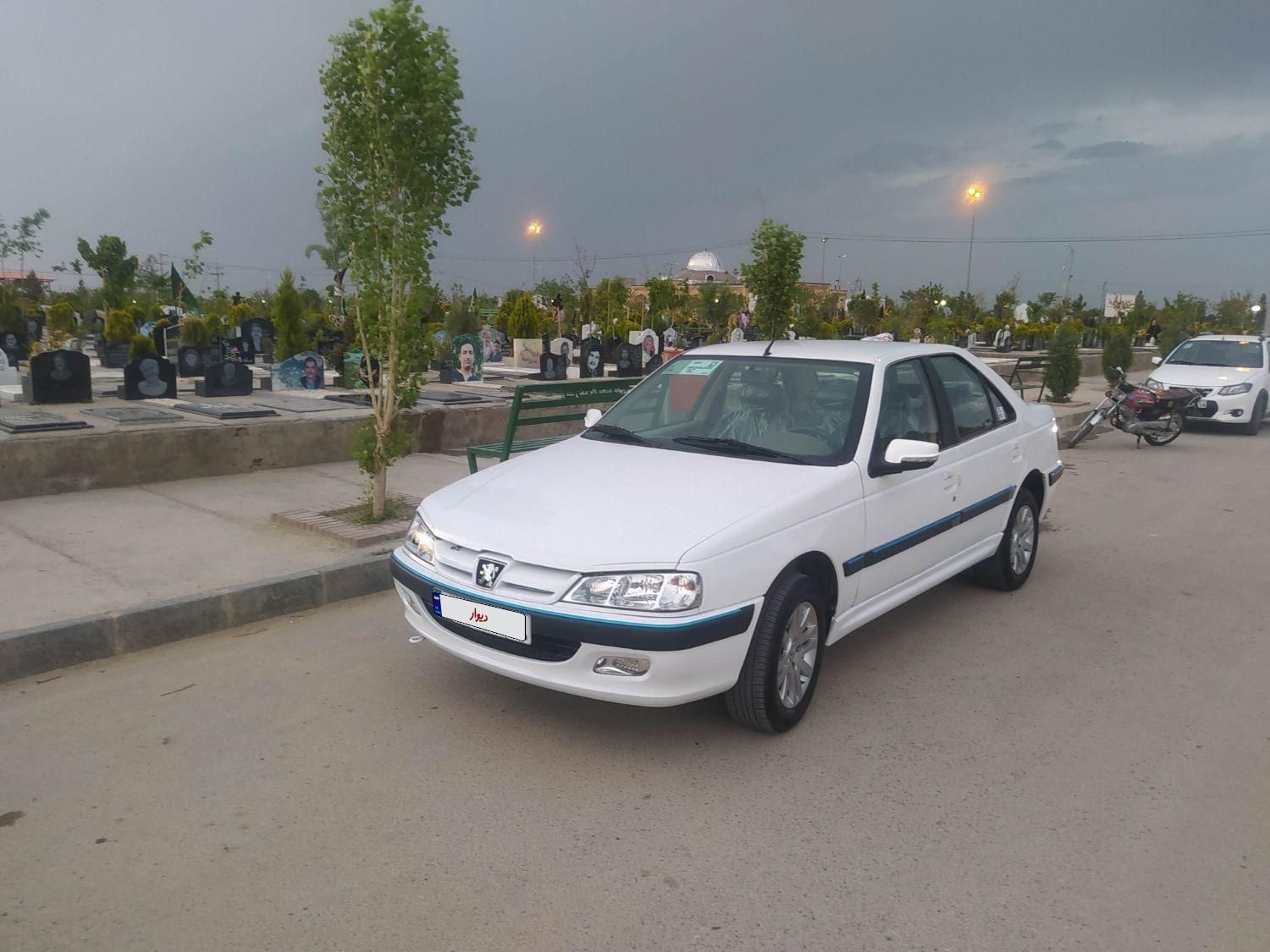 پژو پارس XU7P - 1401