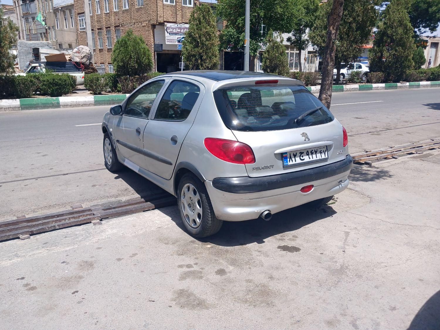 پژو 206 تیپ 2 - 1383