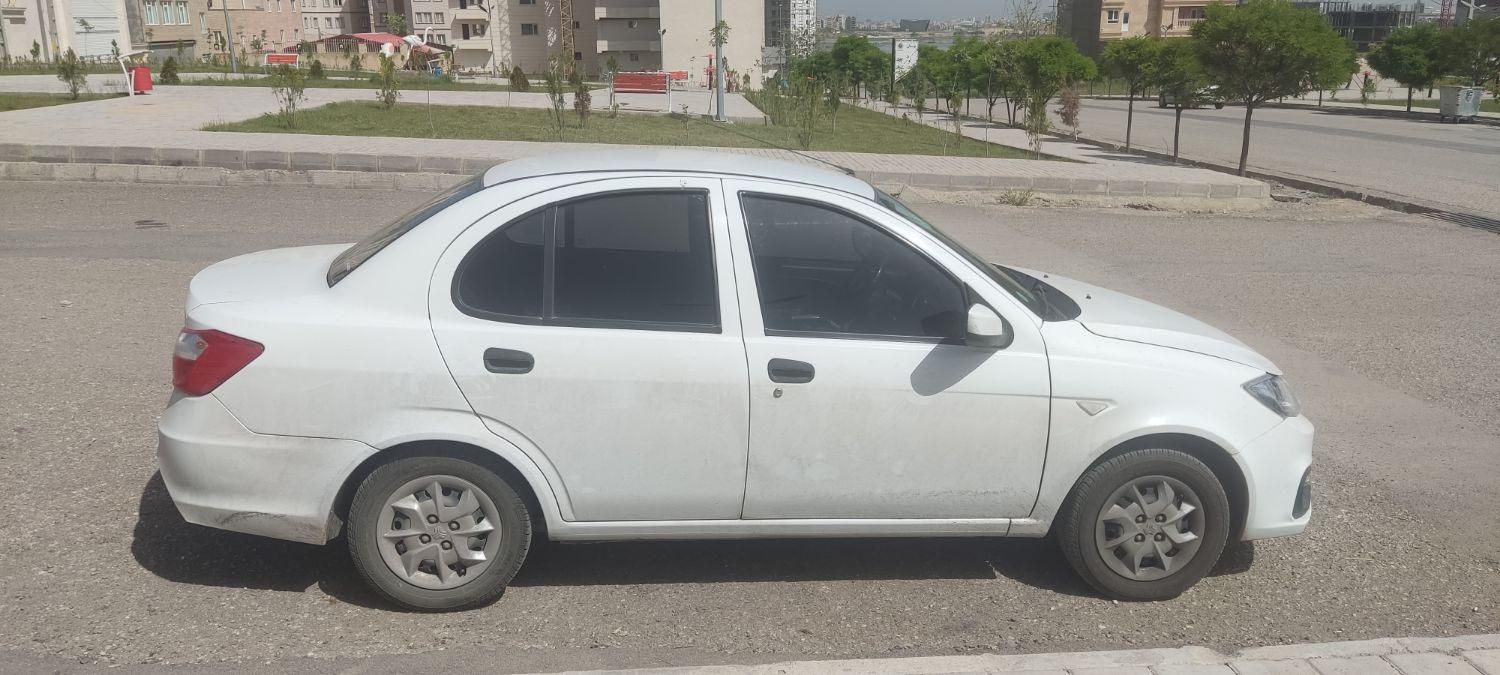 ساینا S دنده ای بنزینی - 1400