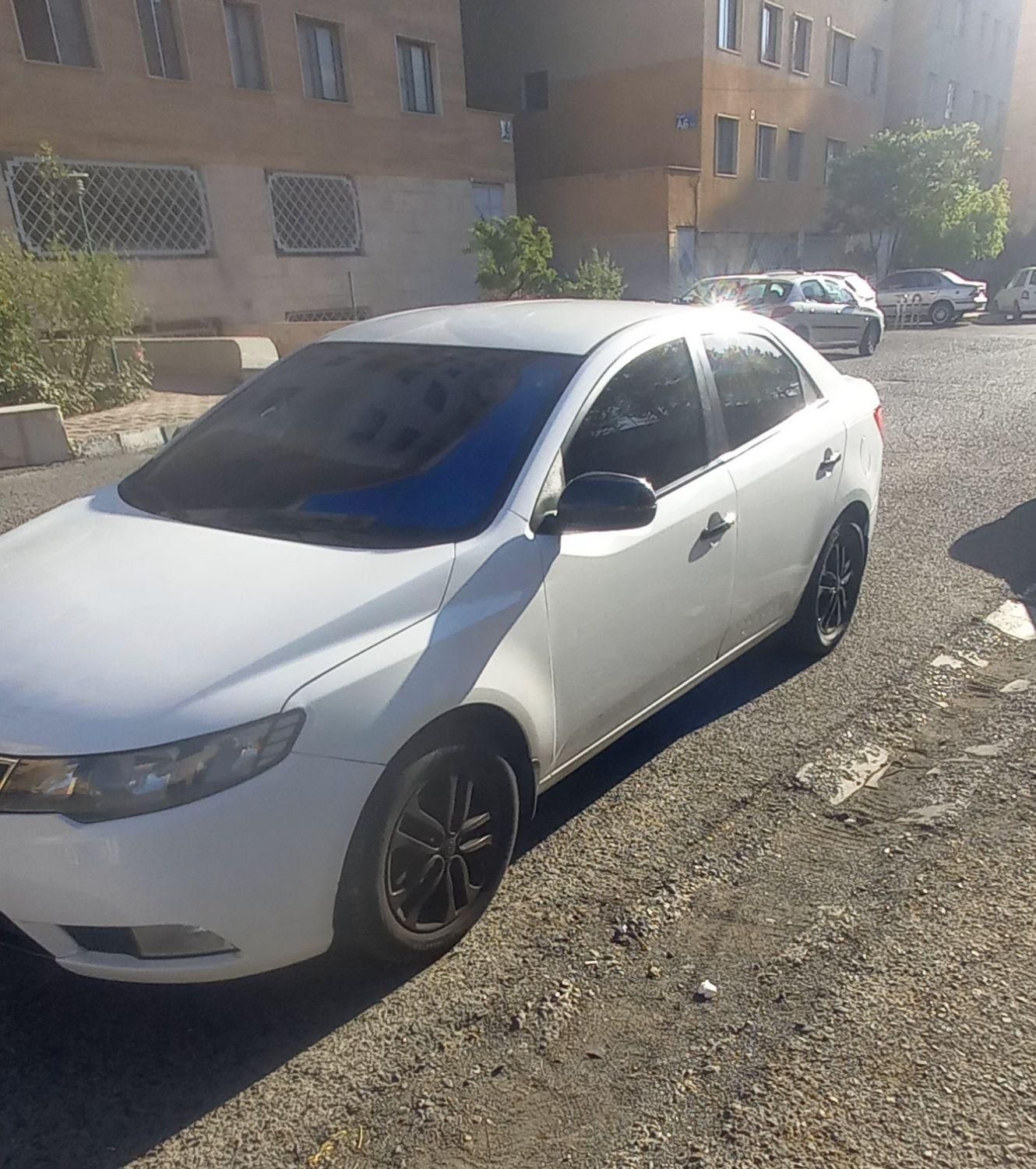 کیا سراتو مونتاژ 2000 اتوماتیک - 2015