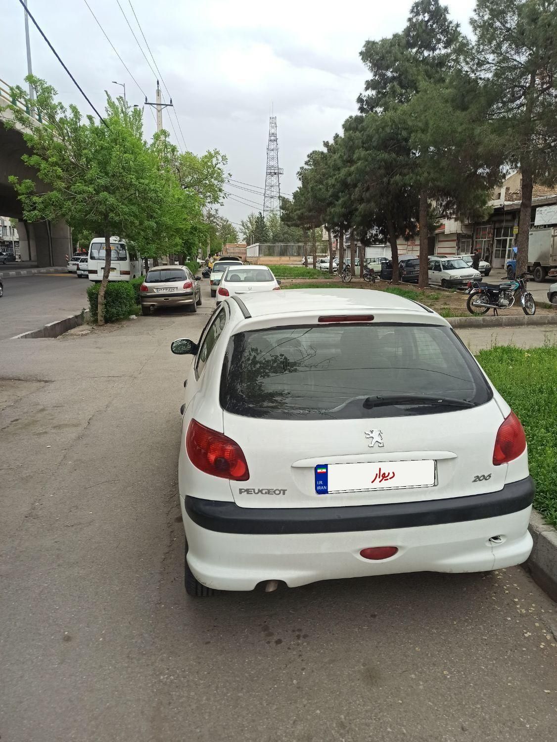 پژو 206 تیپ 3 - 1401