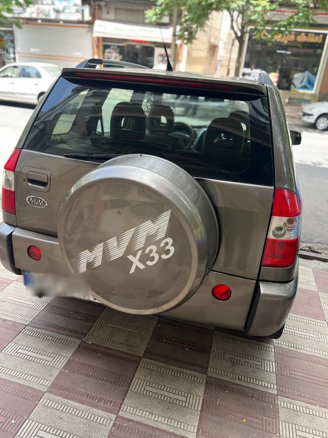 خودرو ام وی ام، X33 آگهی ann_18147484