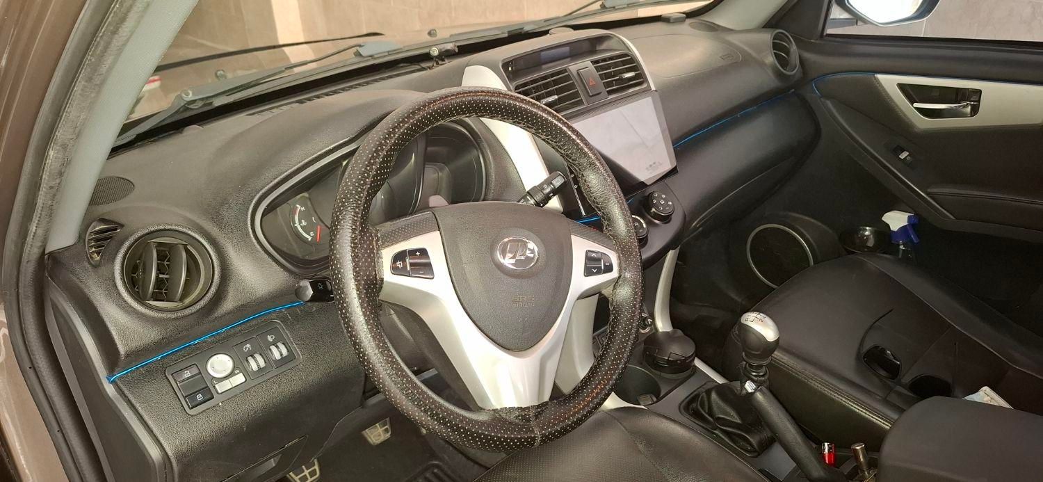 لیفان X60 دنده‌ای - 2015