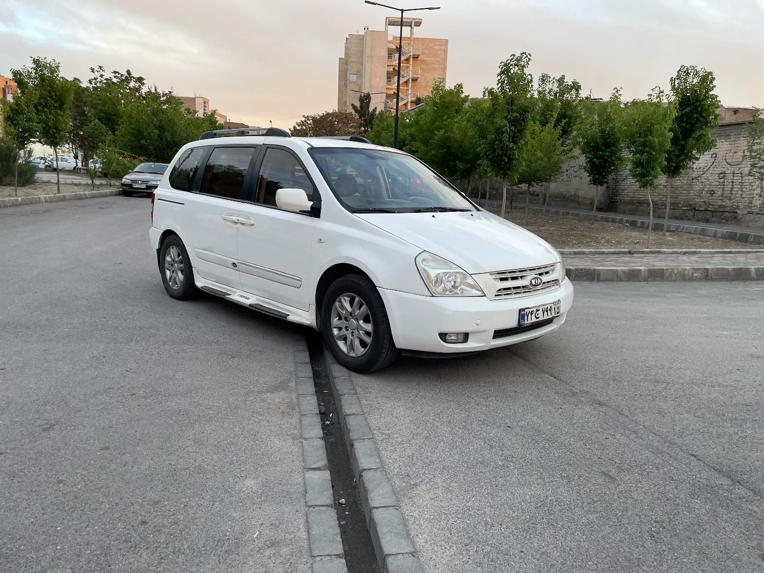 کیا کارناوال فول VQ - 2008