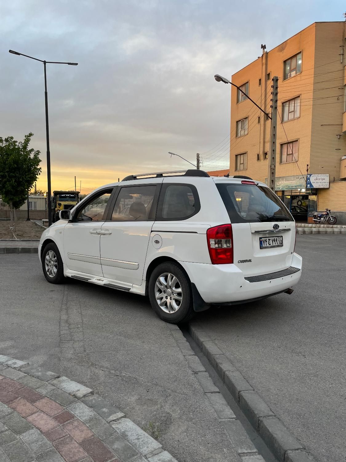 خودرو کیا، کارناوال آگهی ann_18148655