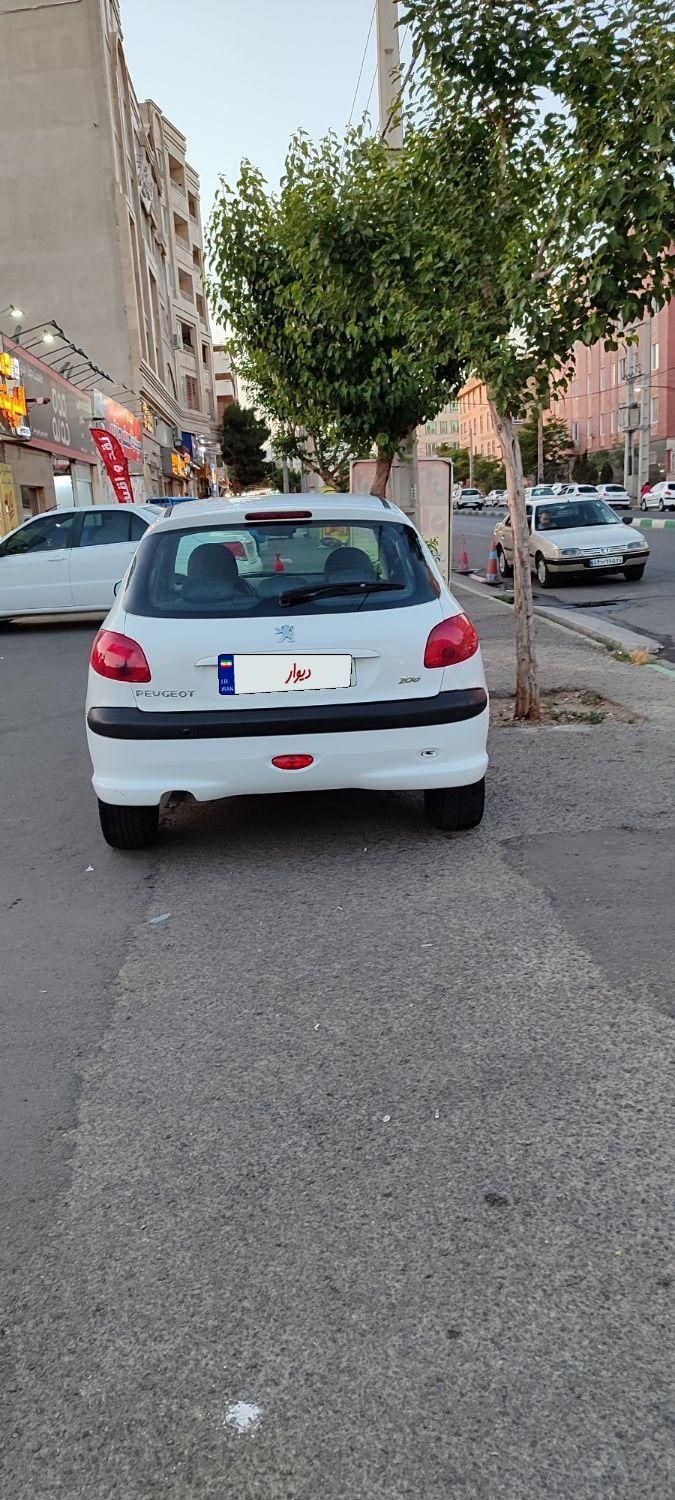 پژو 206 تیپ 5 - 1392
