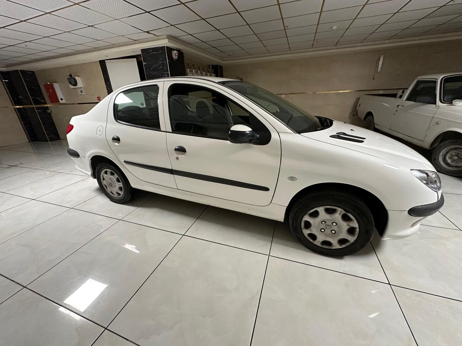 پژو 206 SD v8 - 1390