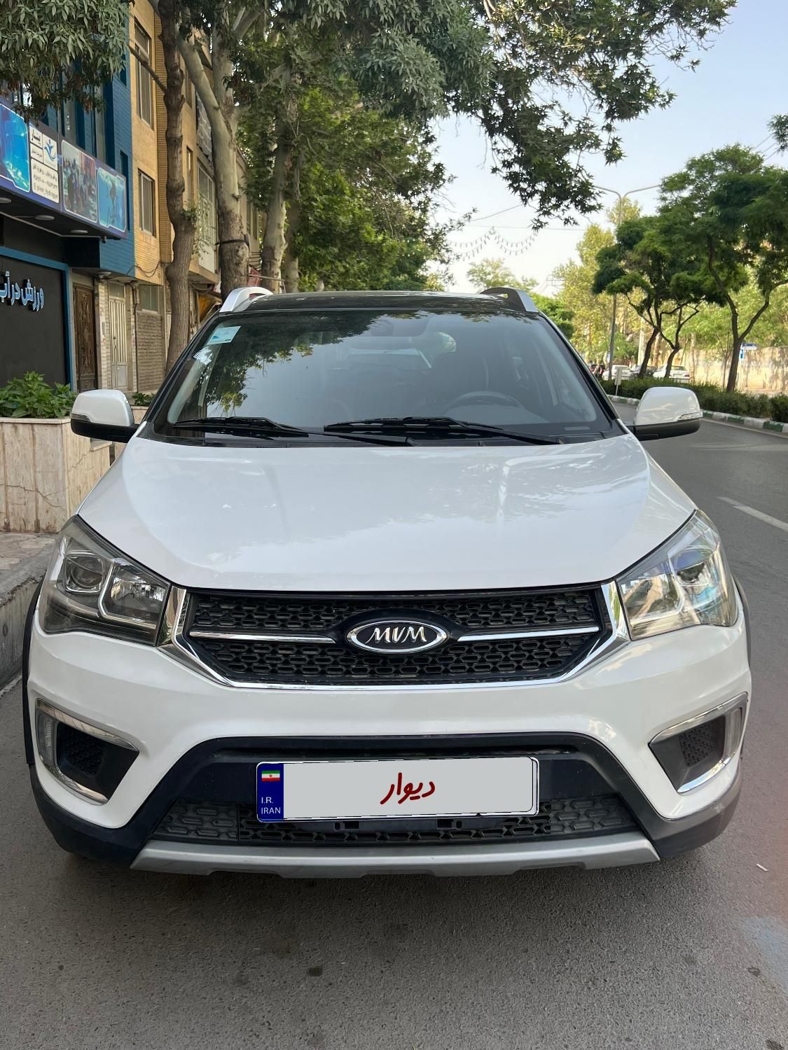 خودرو ام وی ام، X22 آگهی ann_18149638