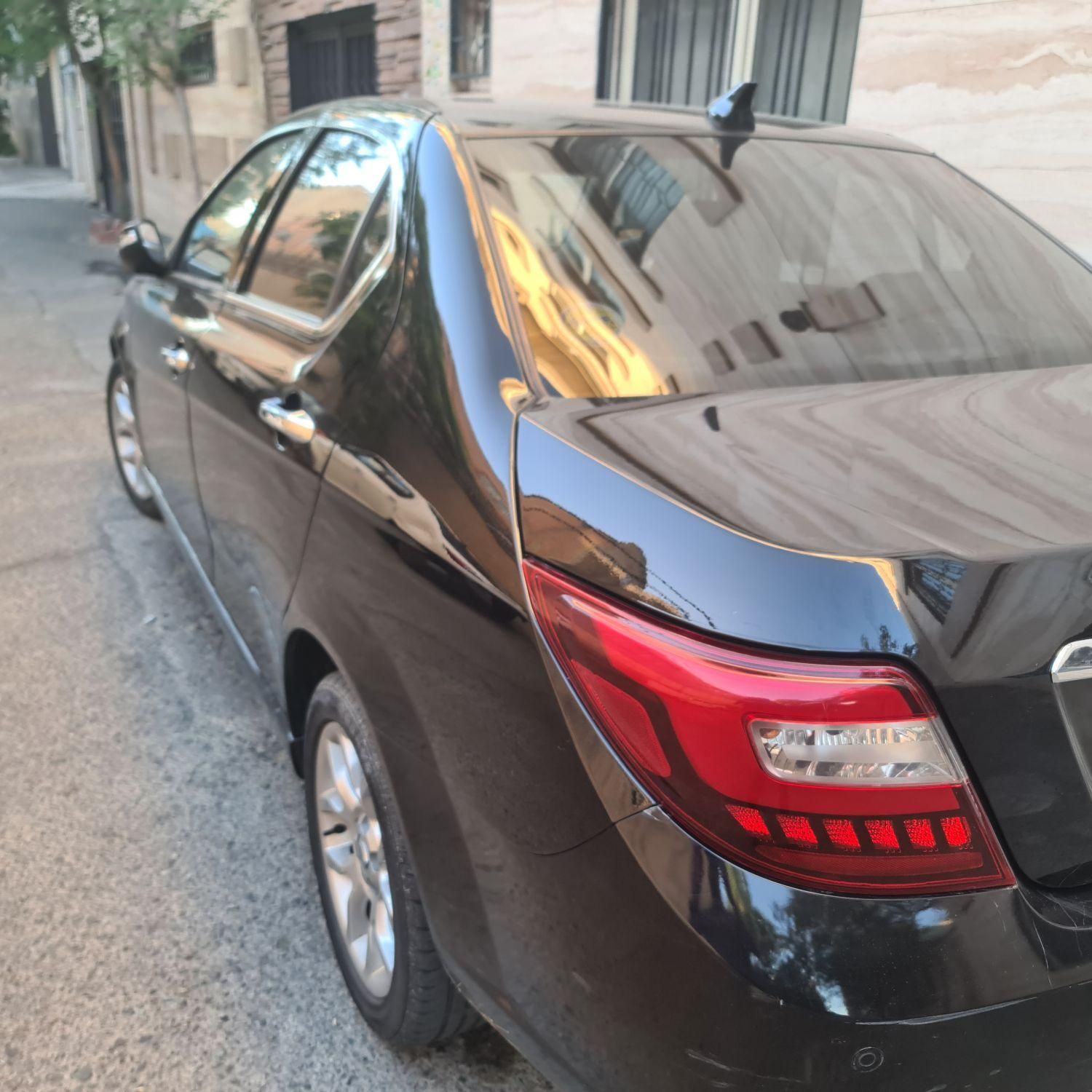 دنا پلاس اتوماتیک توربو - 1401
