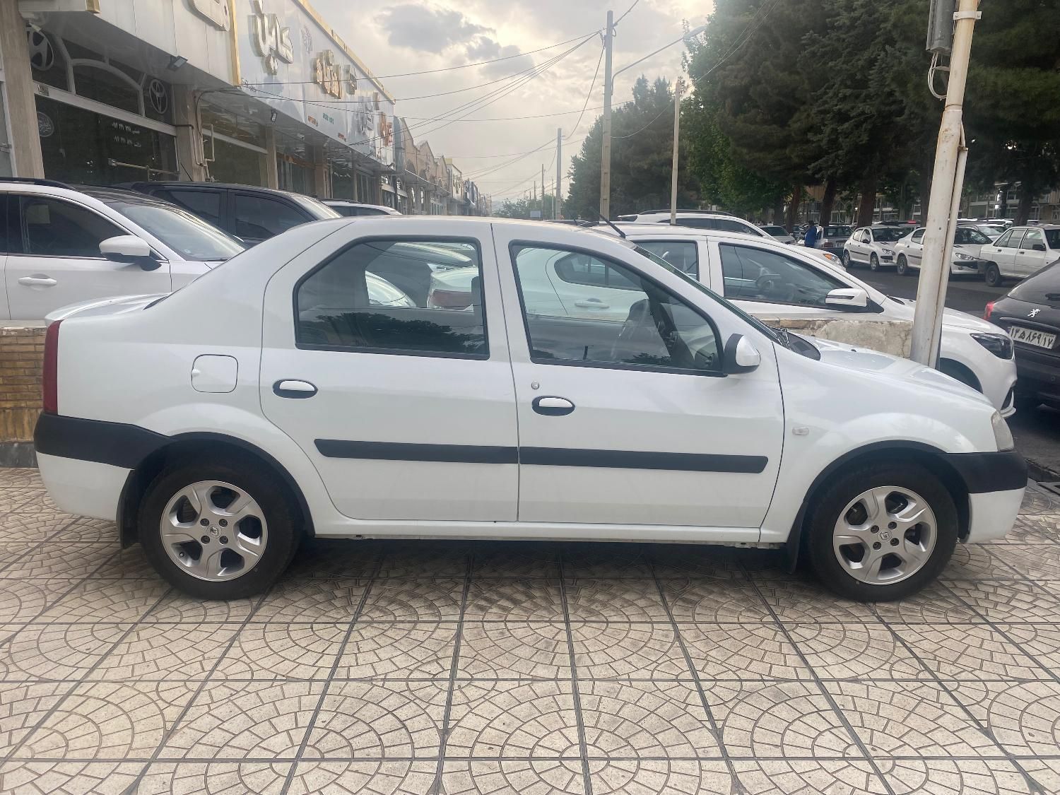 خودرو رنو، تندر 90 آگهی ann_18149820