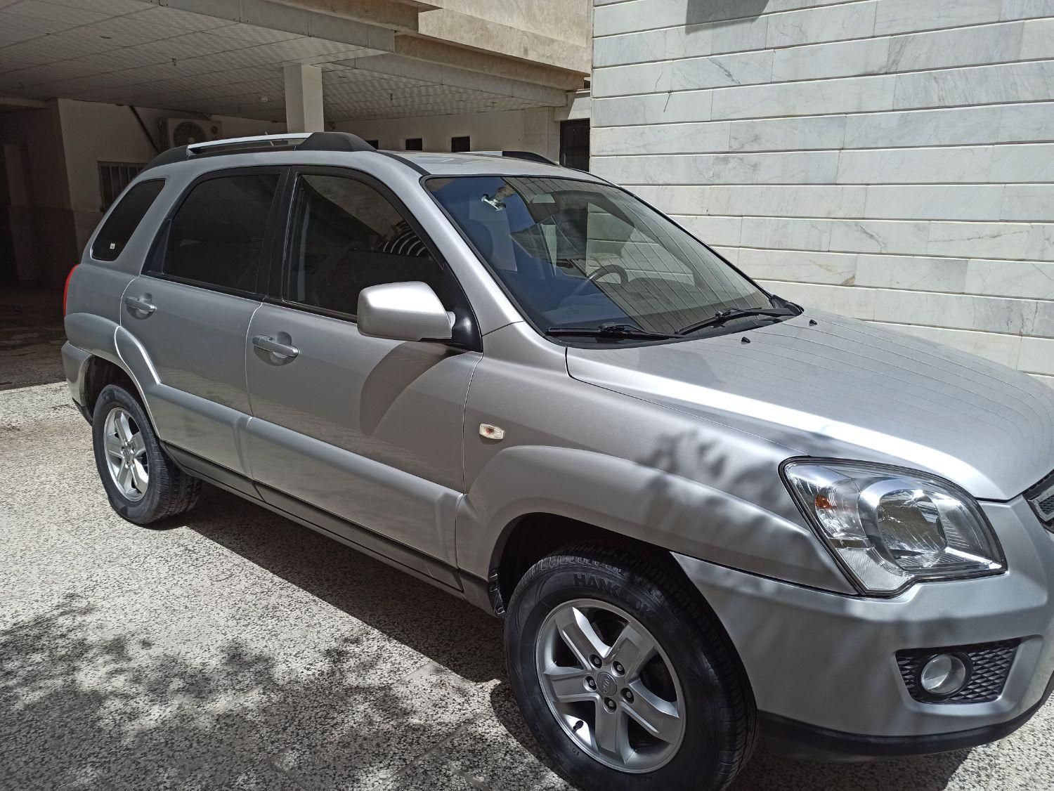 کیا اسپورتیج 6 سیلندر 2700cc - 2010