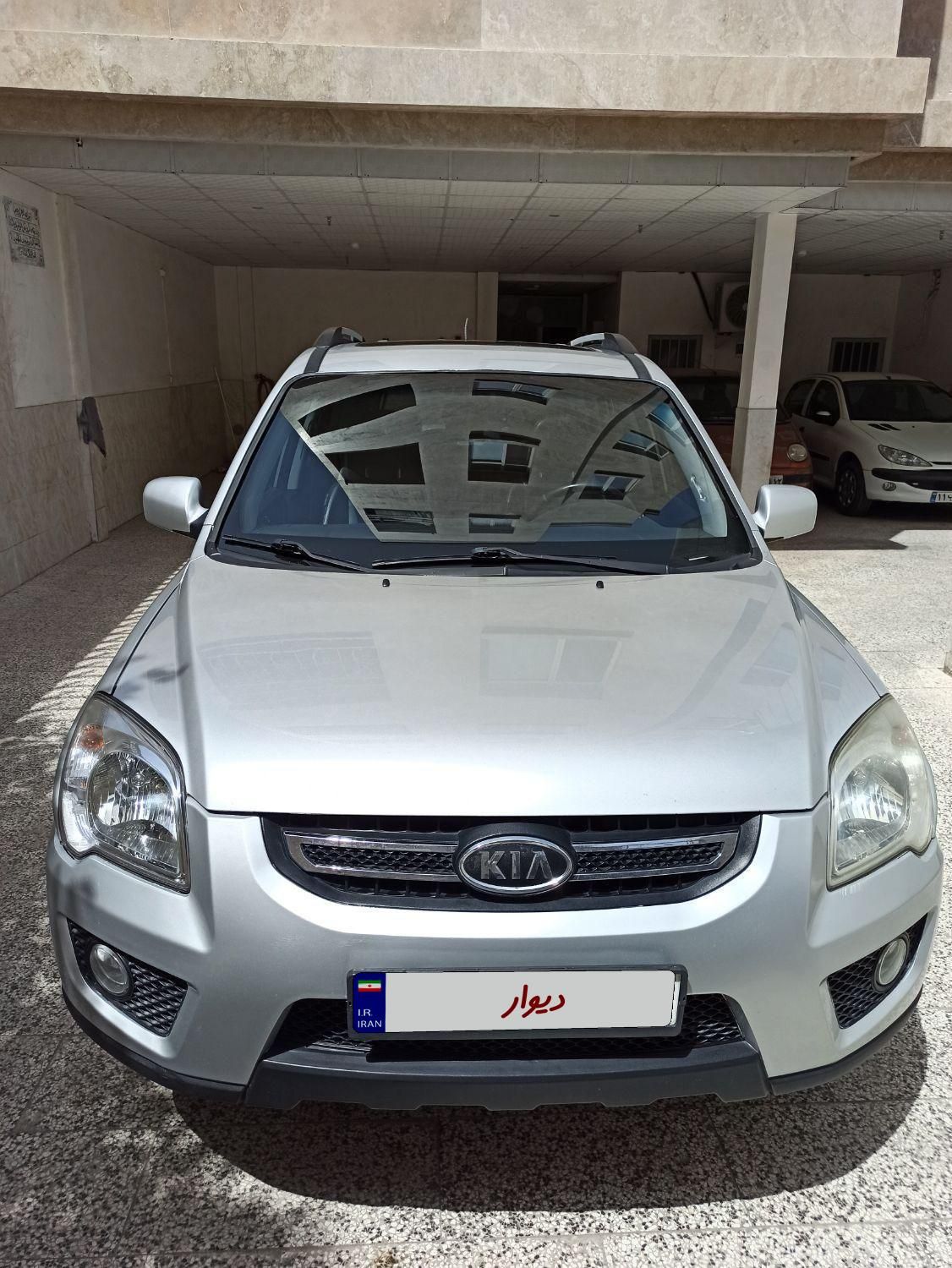کیا اسپورتیج 6 سیلندر 2700cc - 2010