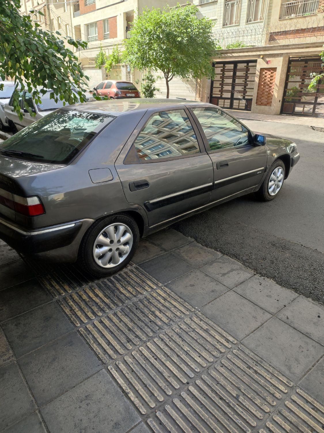 سیتروئن زانتیا X - 2004