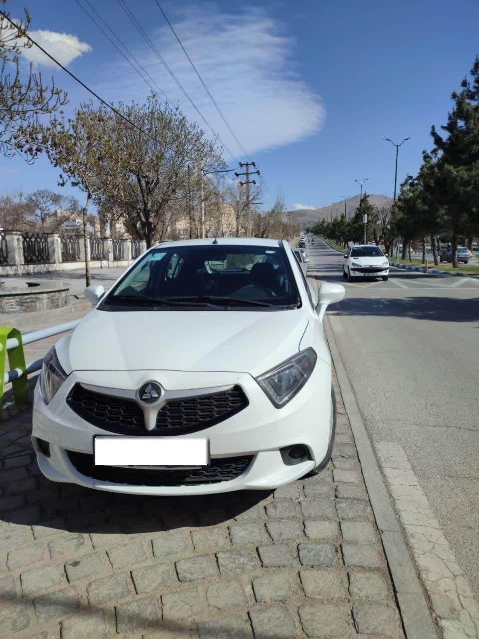 خودرو برلیانس، H220 آگهی ann_18150261