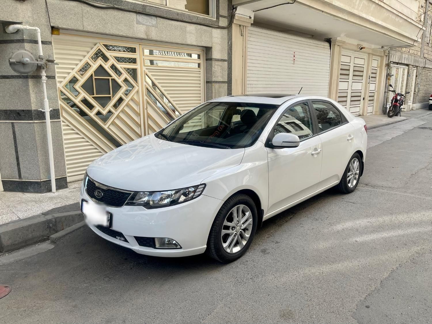 خودرو کیا، سراتو مونتاژ آگهی ann_18150611