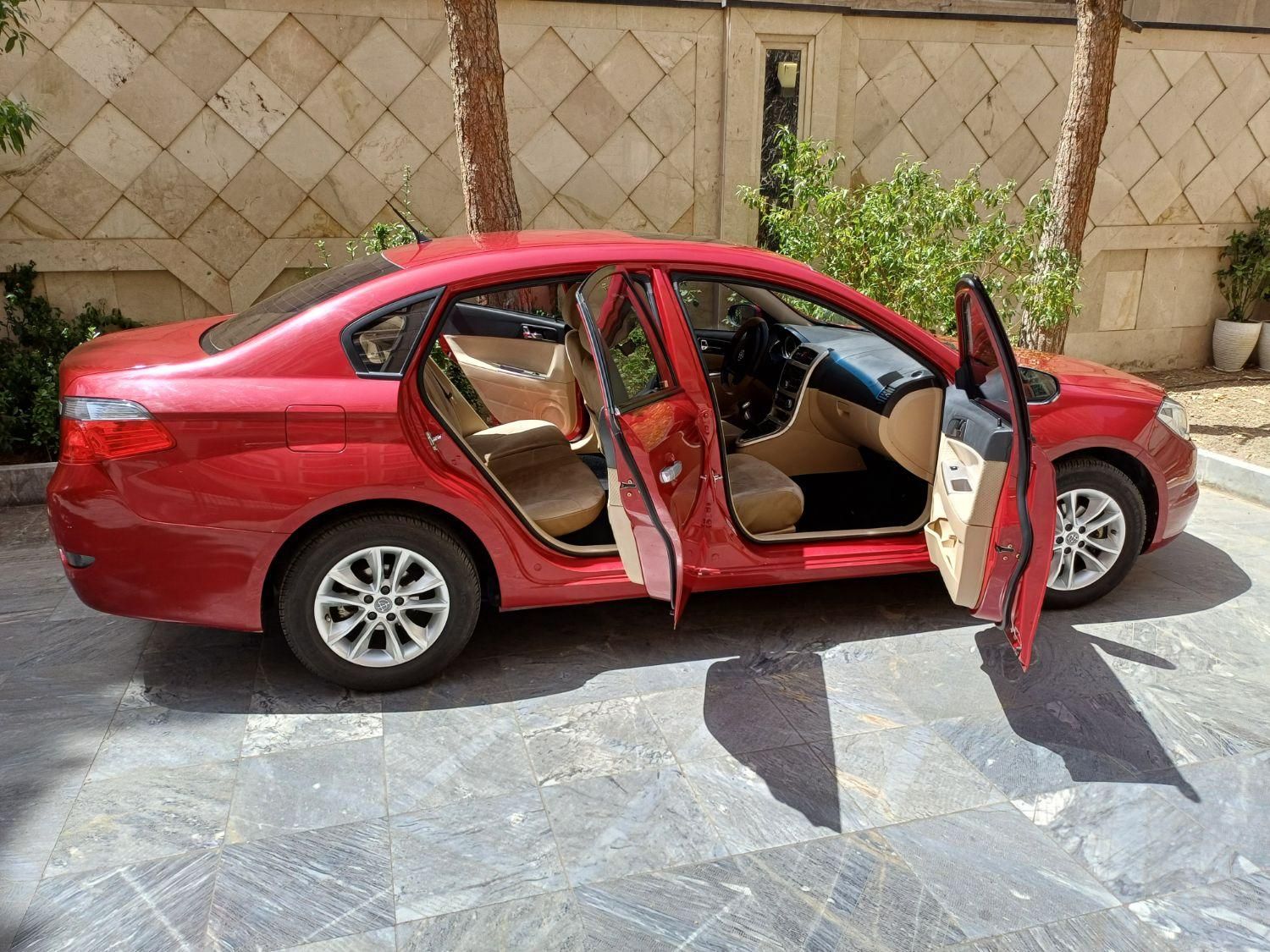 برلیانس H330 اتوماتیک 1500 - 2015