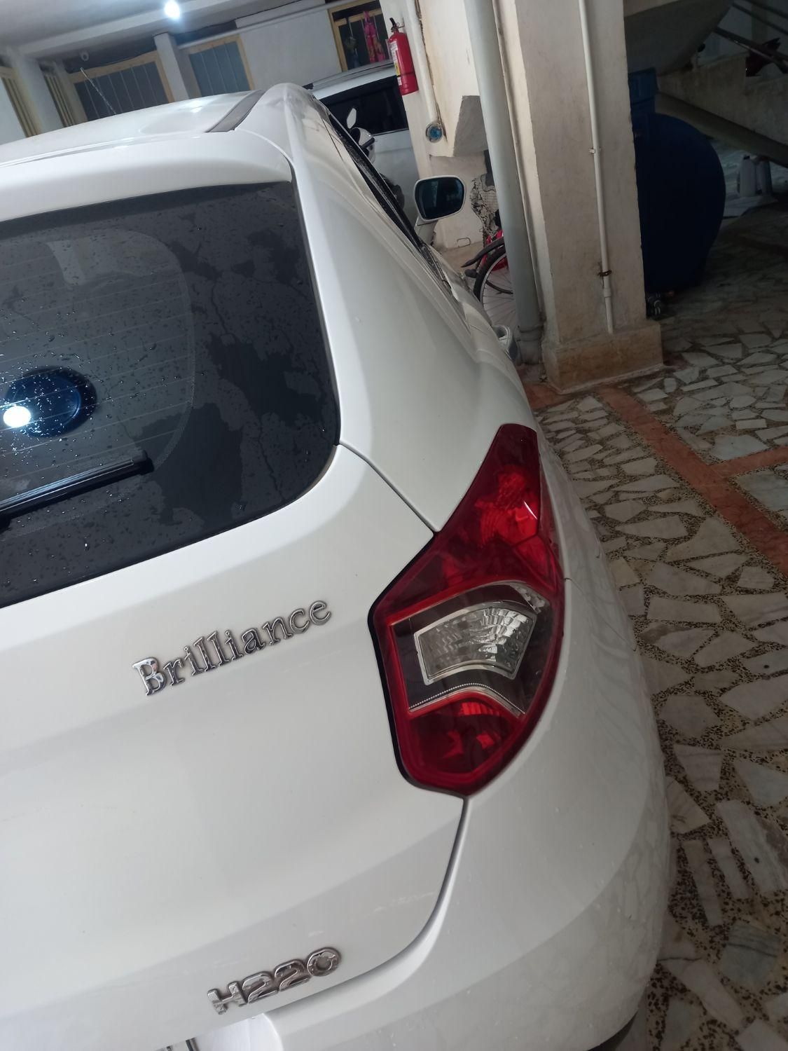 خودرو برلیانس، H220 آگهی ann_18151175