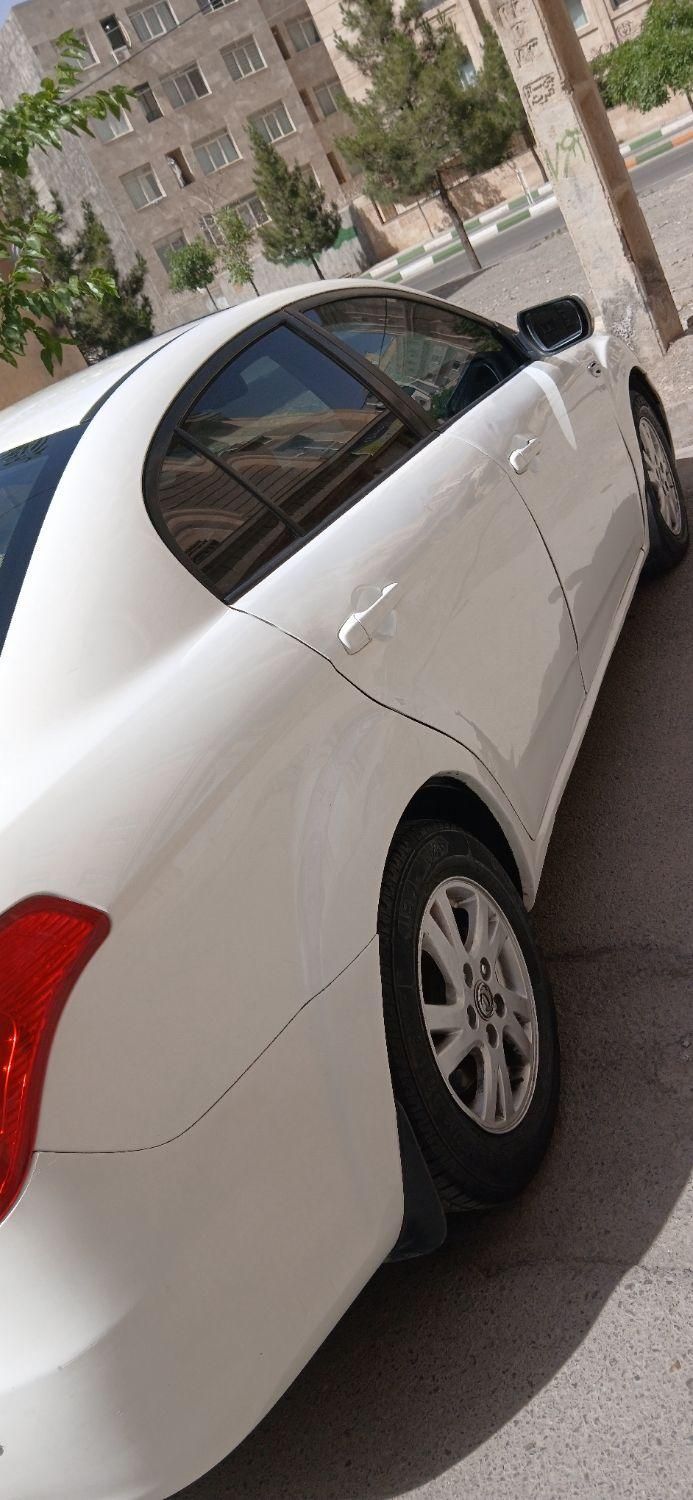 بسترن B50 اتوماتیک - 2014