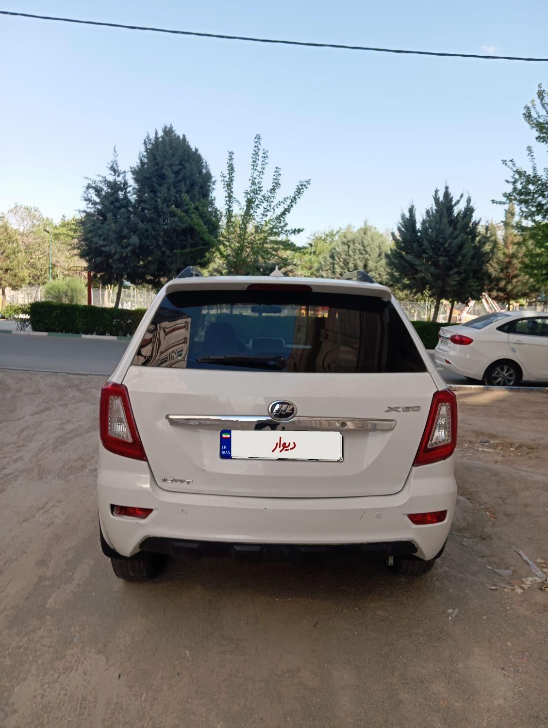 لیفان X60 دنده‌ای - 2012
