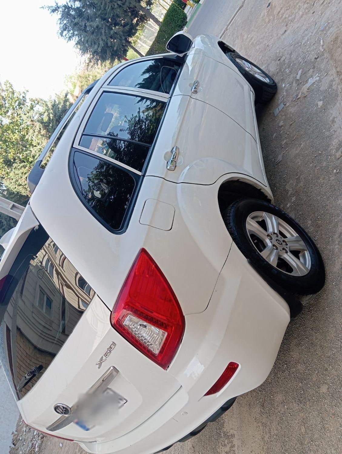 لیفان X60 دنده‌ای - 2012