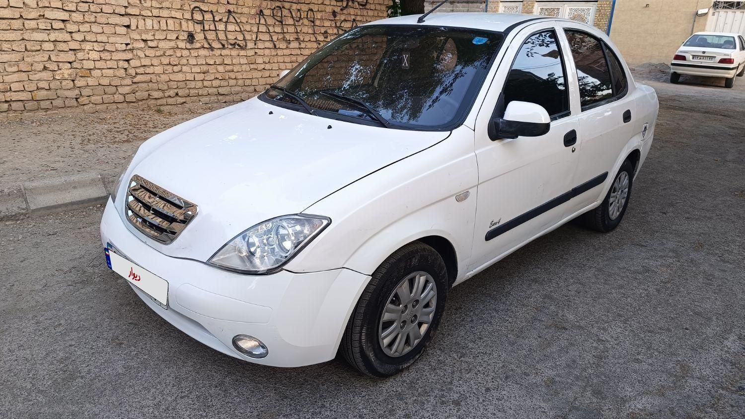 تیبا صندوق دار SX - 1393
