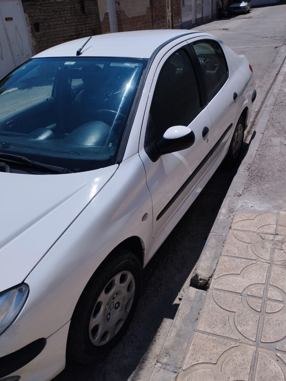 پژو 206 SD v8 - 1390