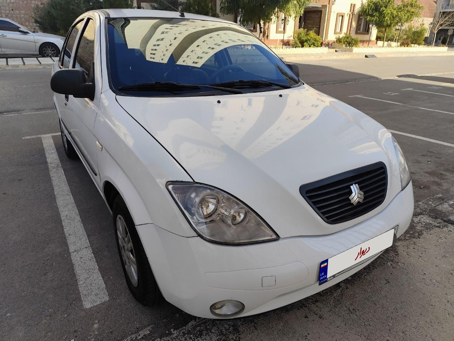 تیبا صندوق دار SX - 1396