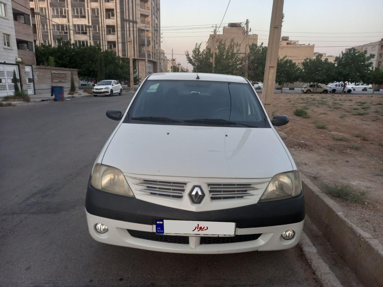 خودرو رنو، پارس تندر آگهی ann_18154123