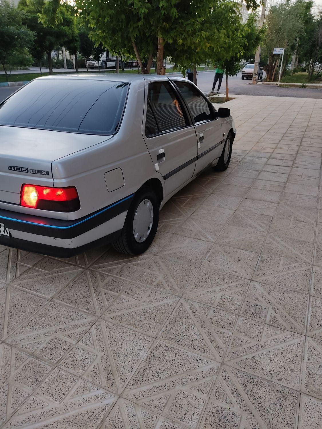 پژو 405 GLX - دوگانه سوز - 1389
