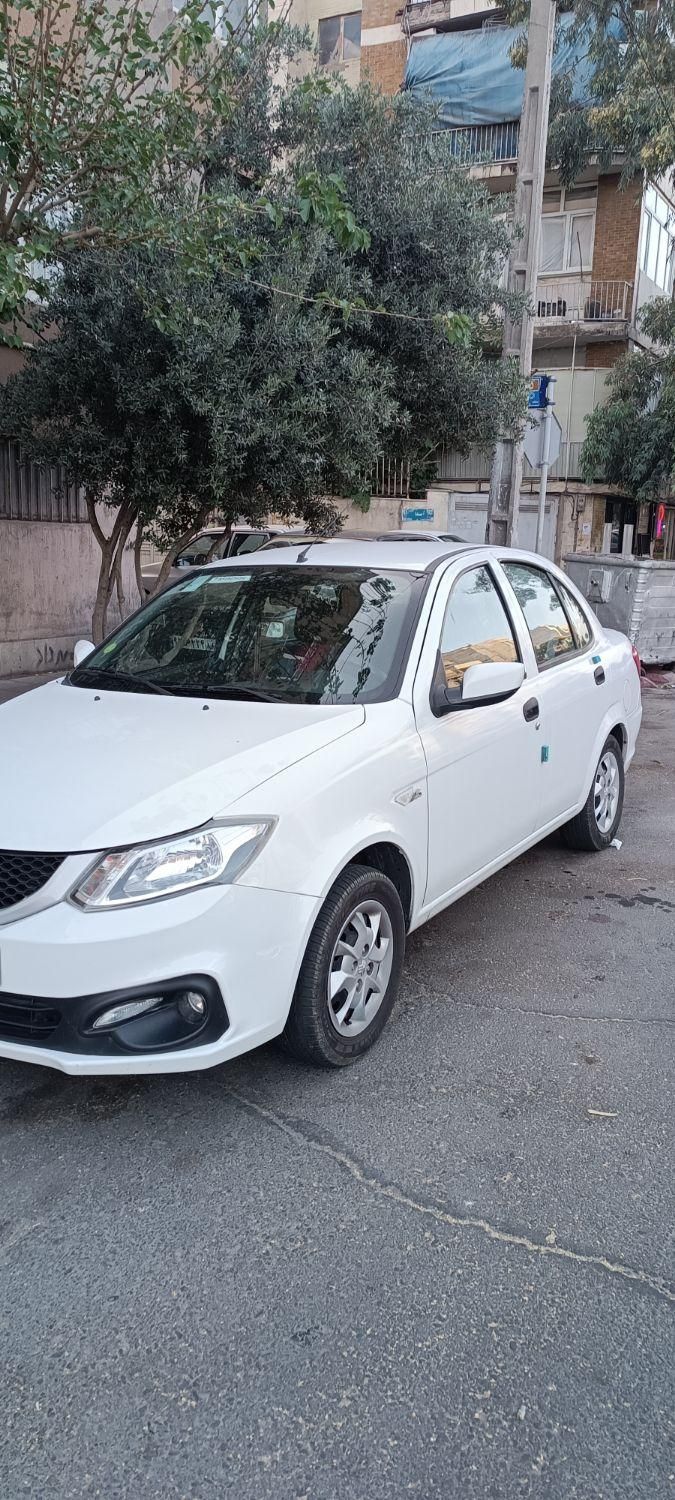 ساینا S دنده ای بنزینی - 1402