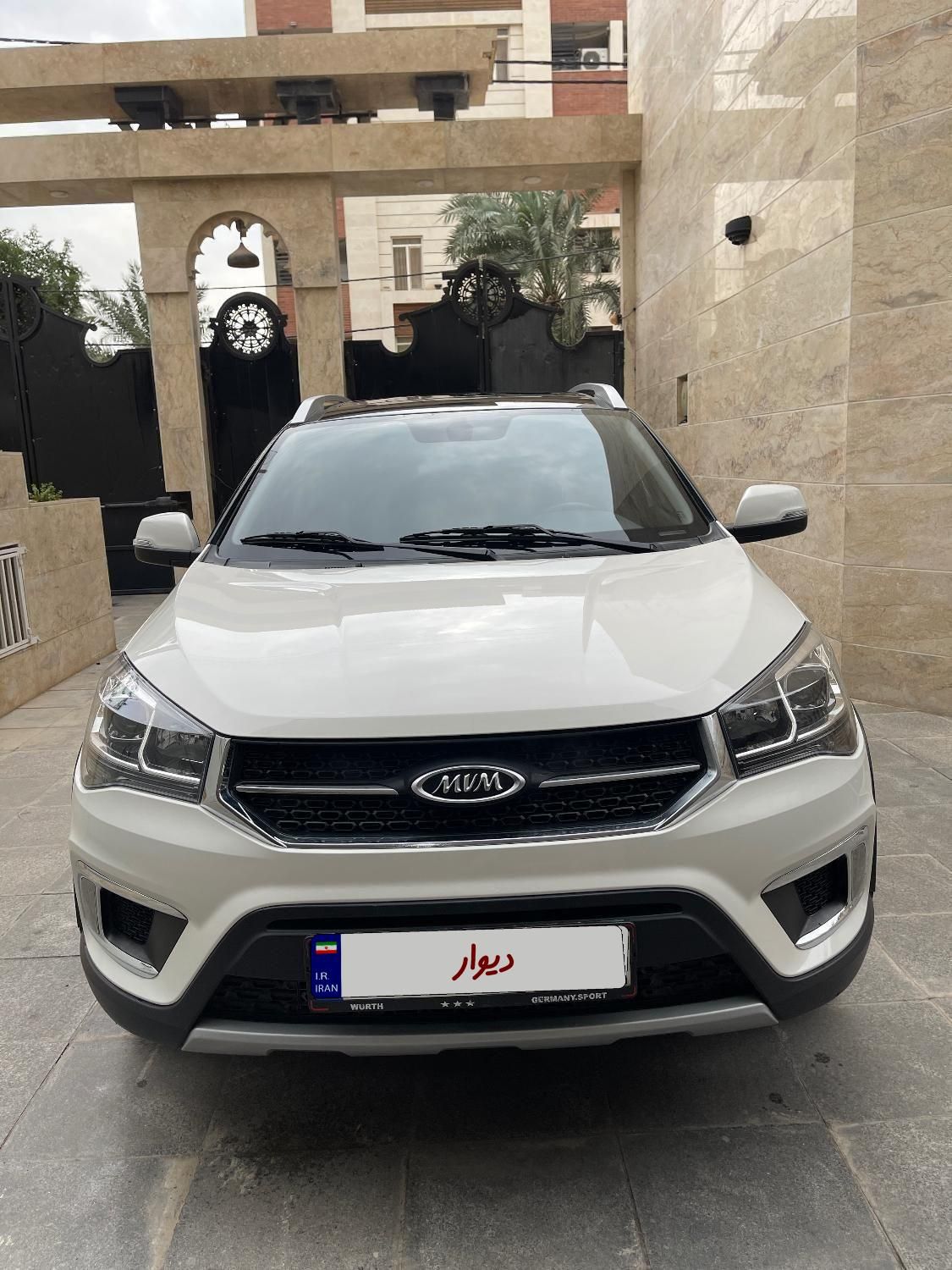 خودرو ام وی ام، X22 آگهی ann_18154774