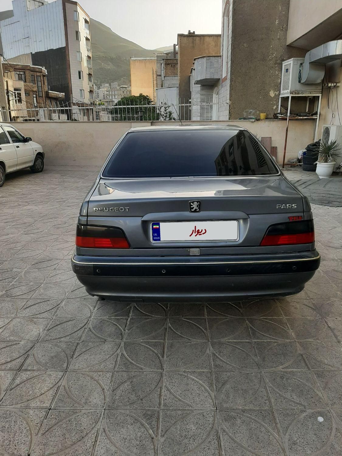 پژو پارس اتوماتیک - 1389