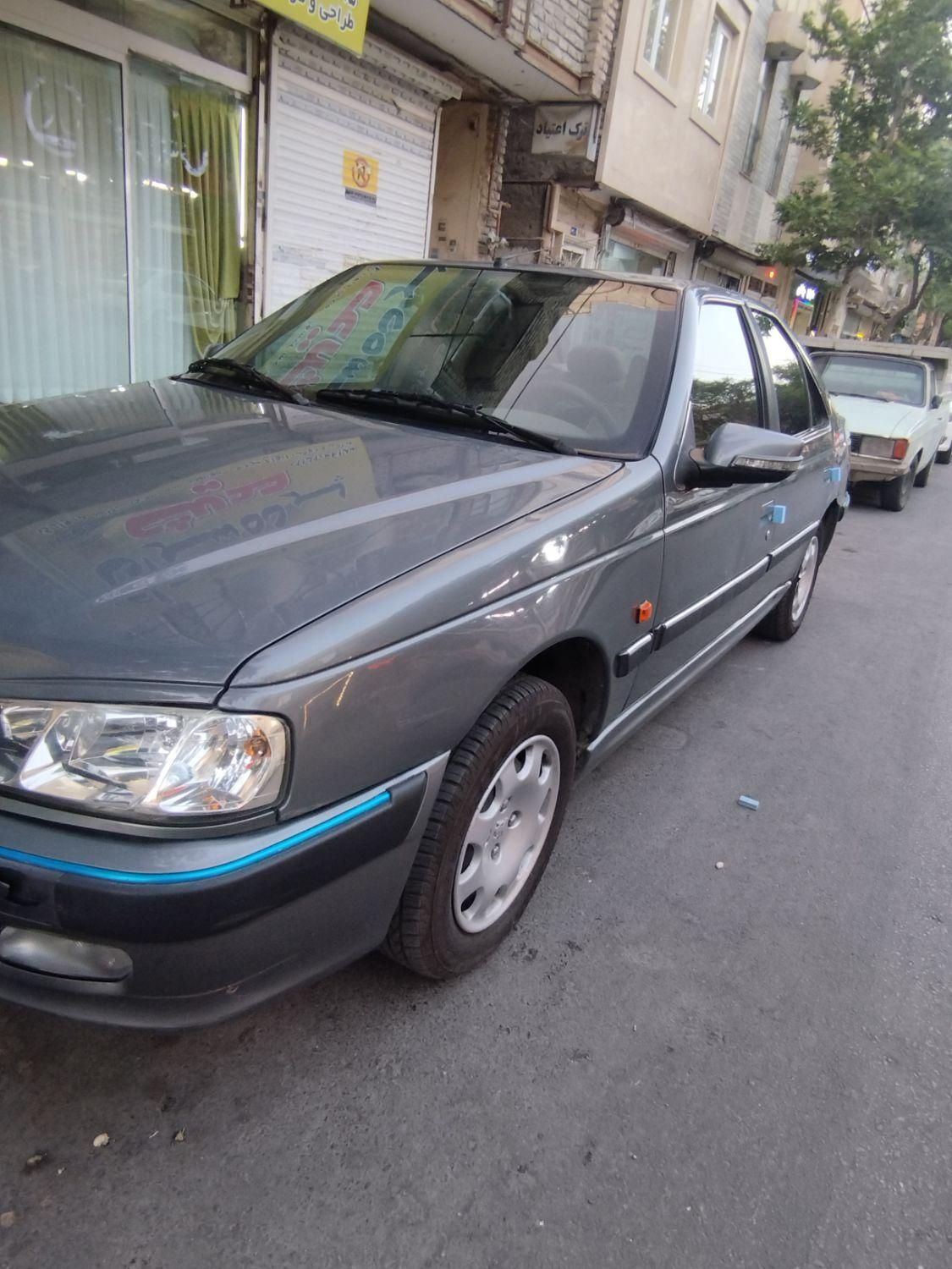 پژو پارس سال - 1392