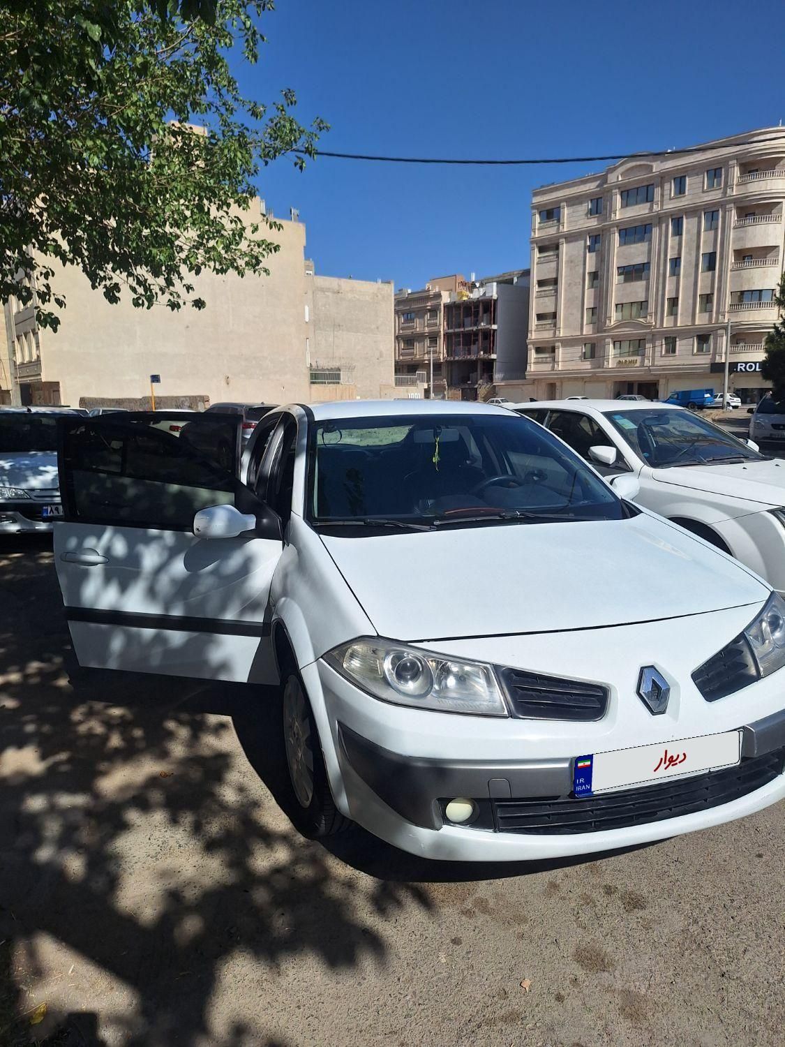 رنو مگان دنده‌ای 1600 - 2008