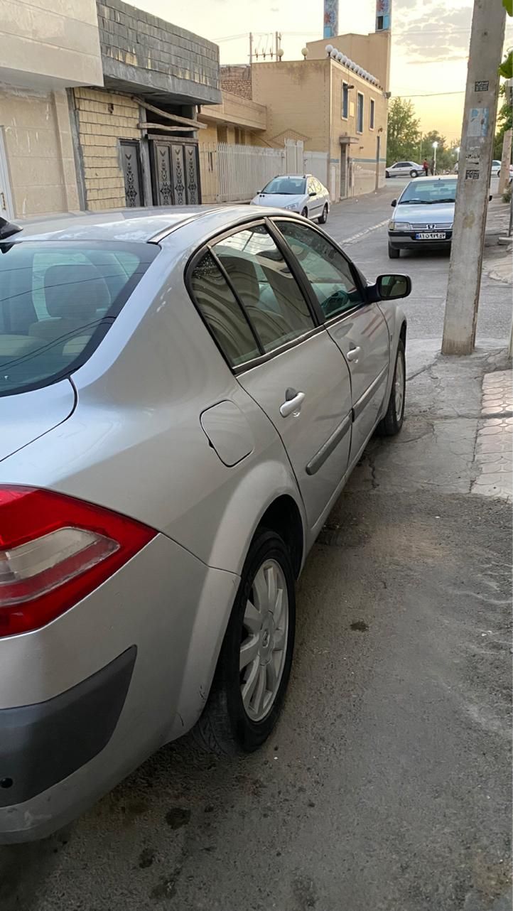 رنو مگان اتوماتیک 2000 - 2008