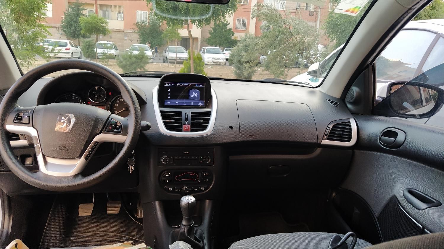 پژو 207 دنده‌ای با موتور TU3 - 1402