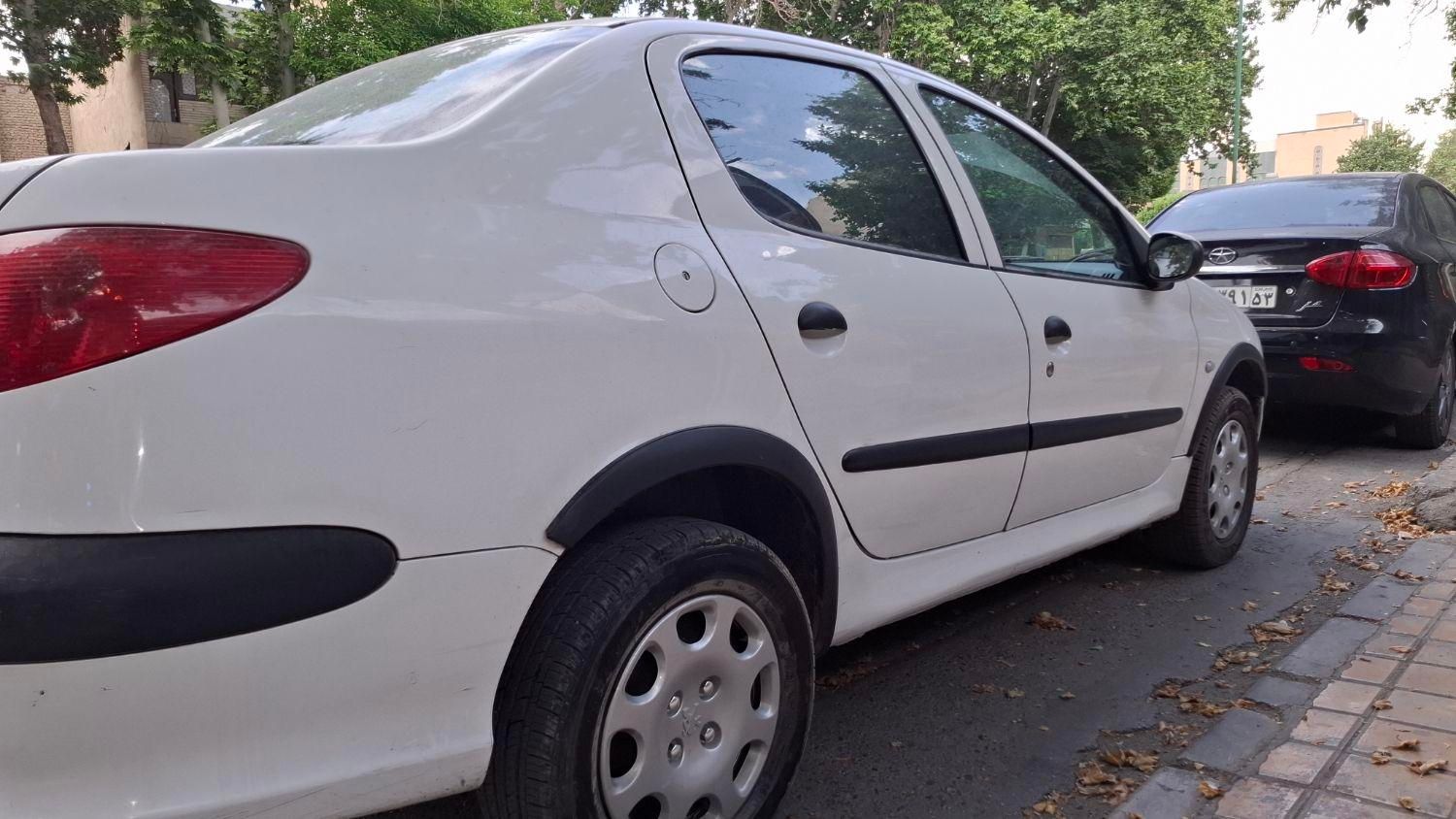 پژو 206 SD v8 - 1390