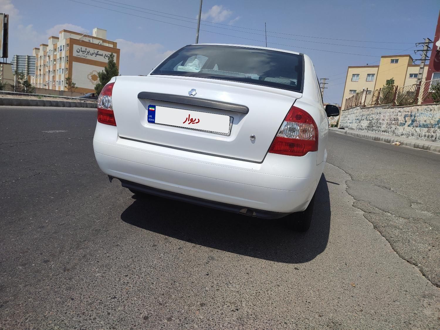 تیبا صندوق دار SX - 1400