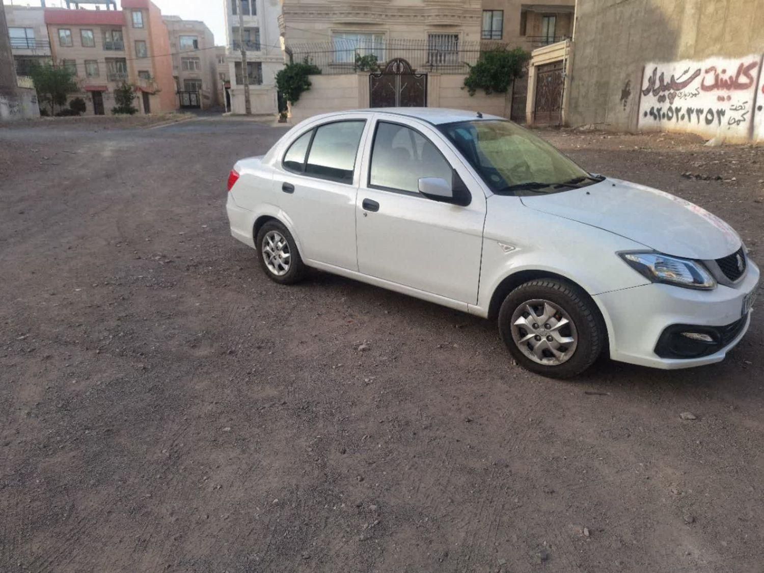 ساینا S دنده ای بنزینی - 1402