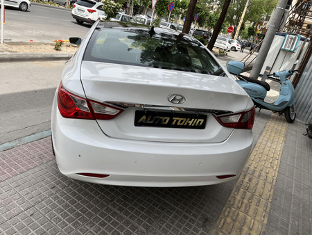 هیوندای سوناتا اتوماتیک NF 2400 - 2011