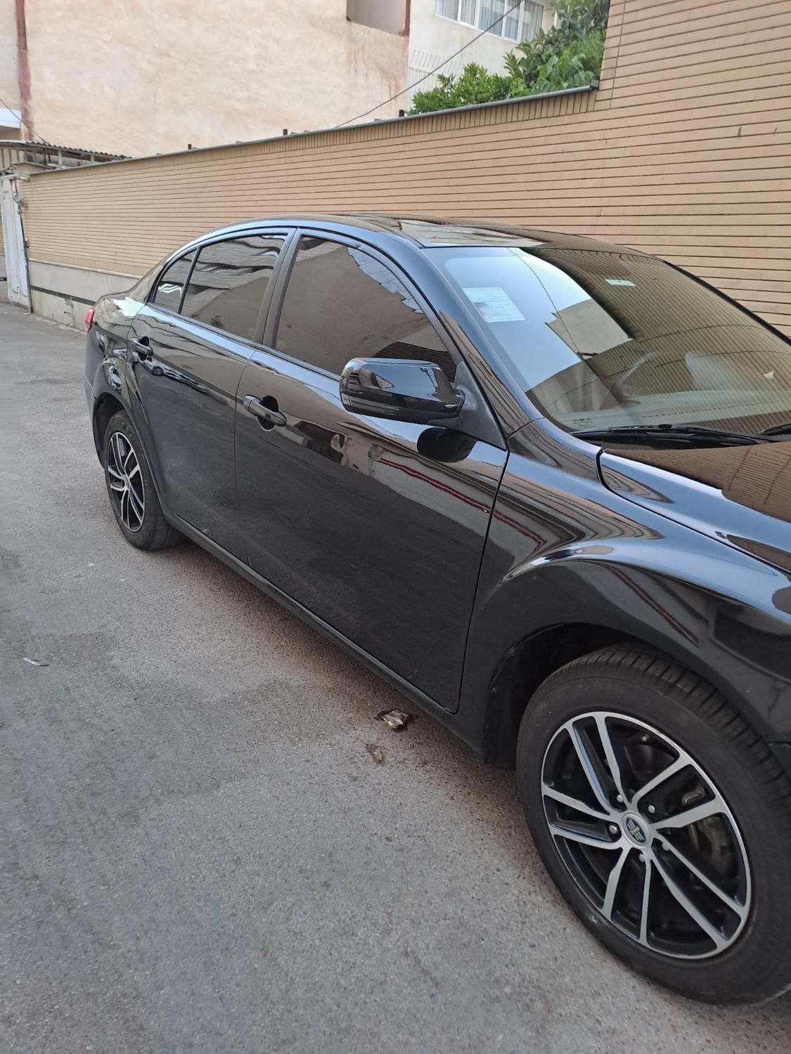 بسترن B50F اتوماتیک - 2015