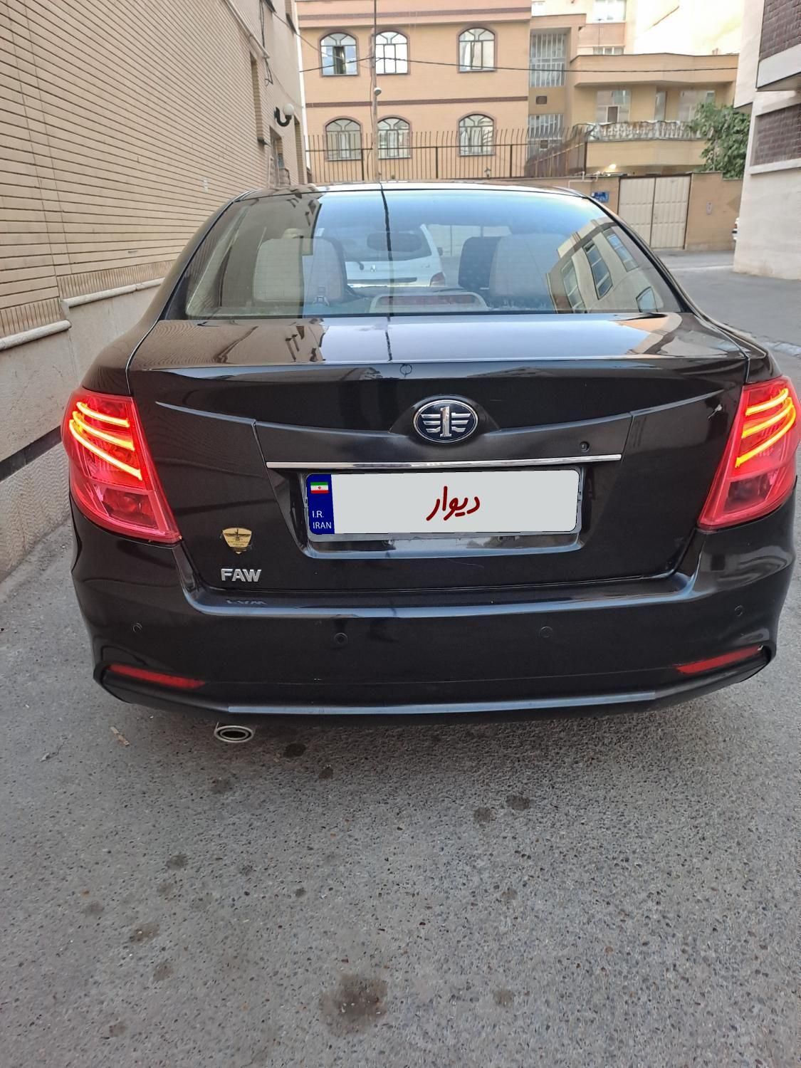 بسترن B50F اتوماتیک - 2015
