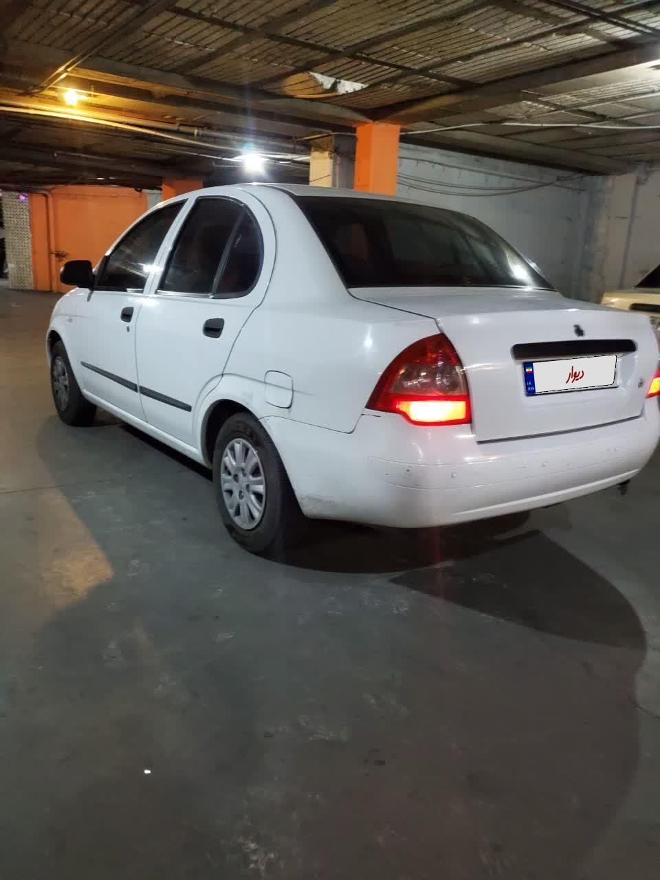 تیبا صندوق دار SX - 1399