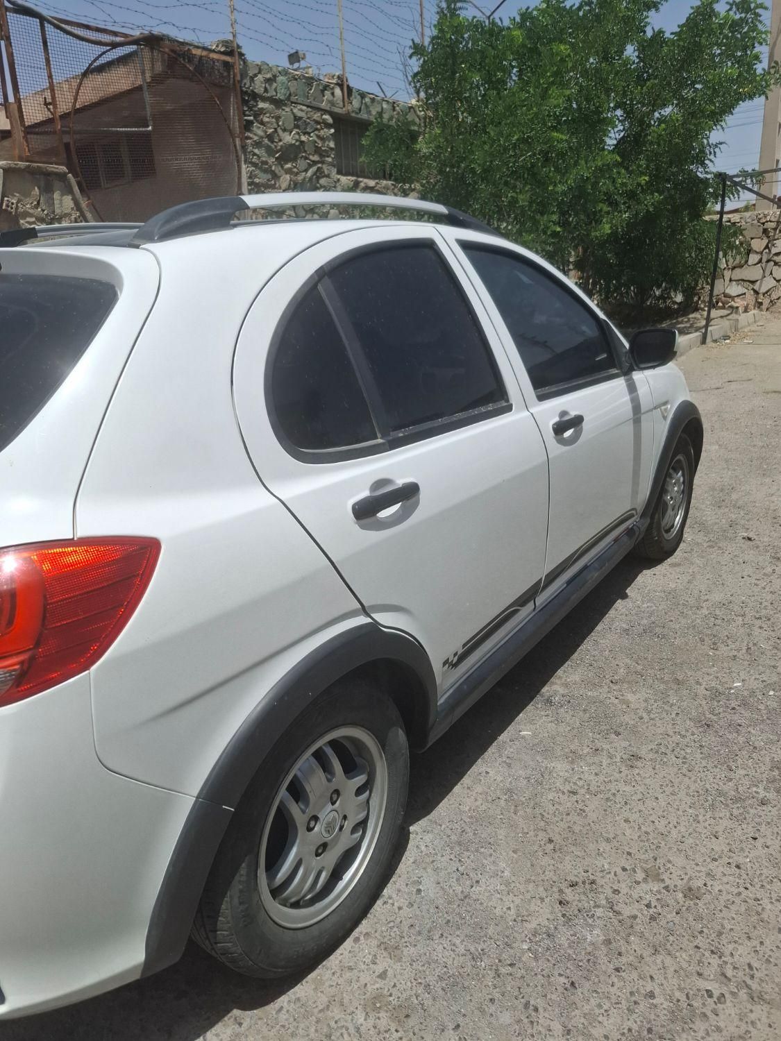 کوییک R دنده‌ای - 1401