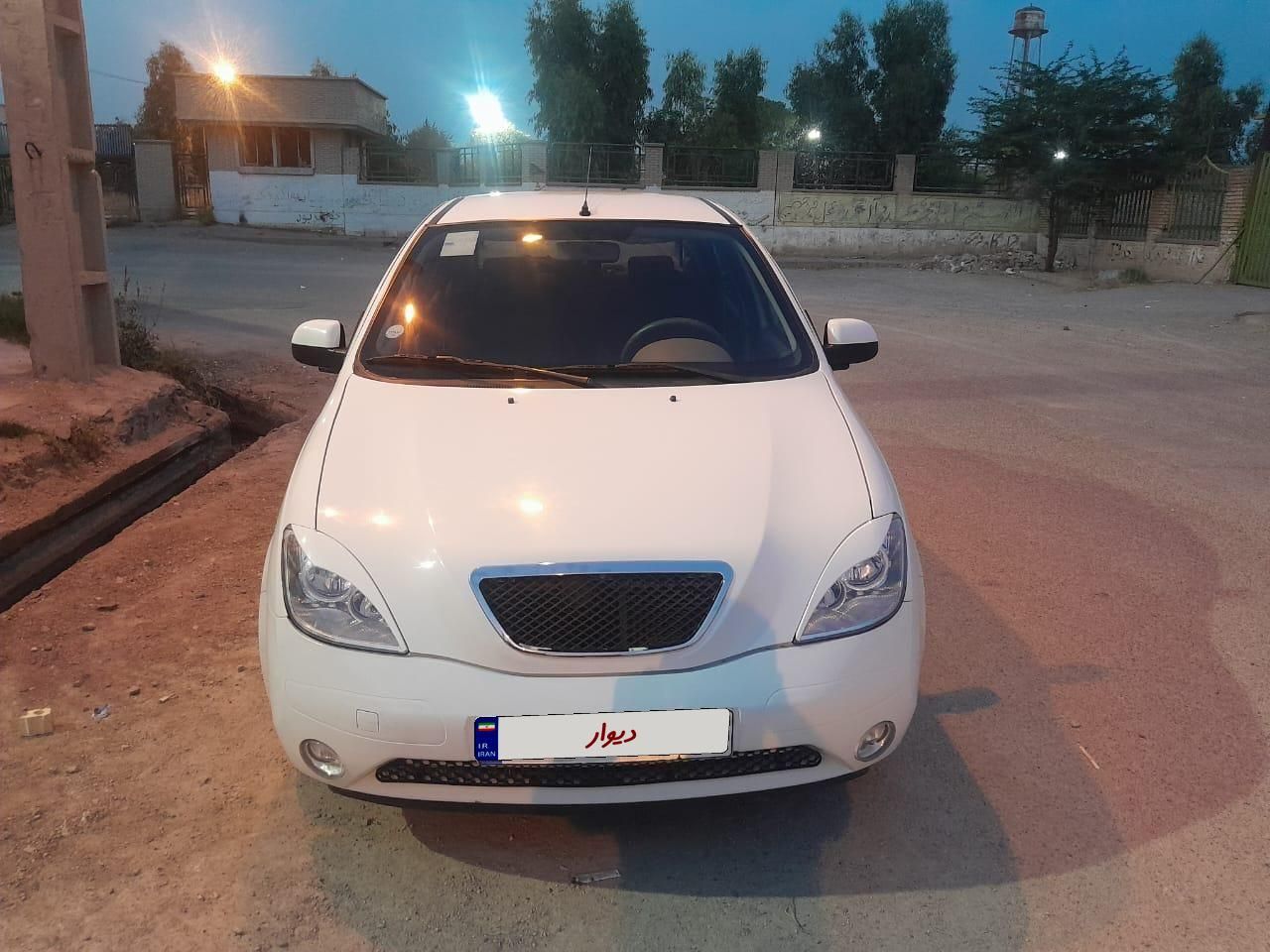 تیبا صندوق دار EX - 1395