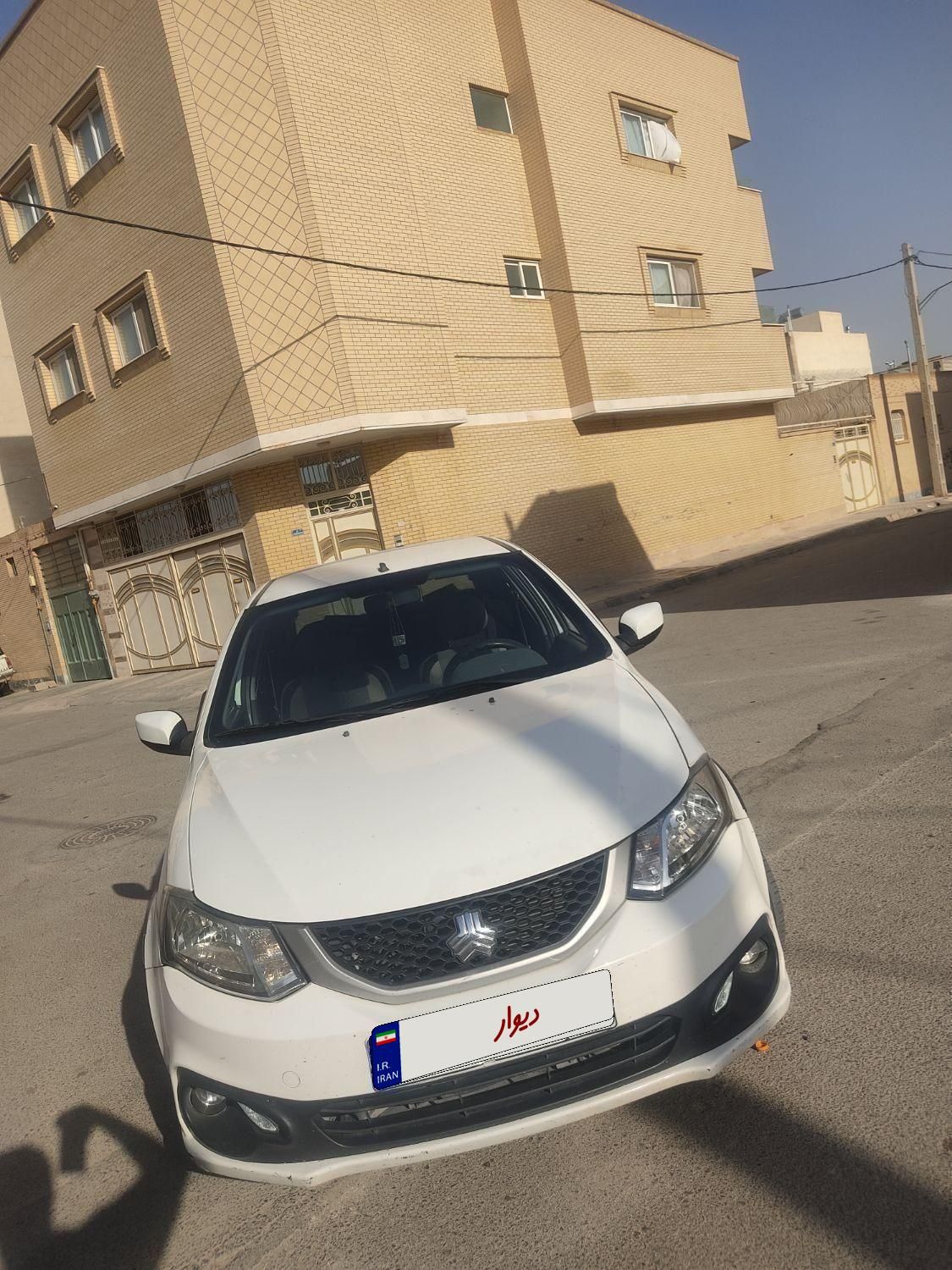 ساینا S دنده ای بنزینی - 1400
