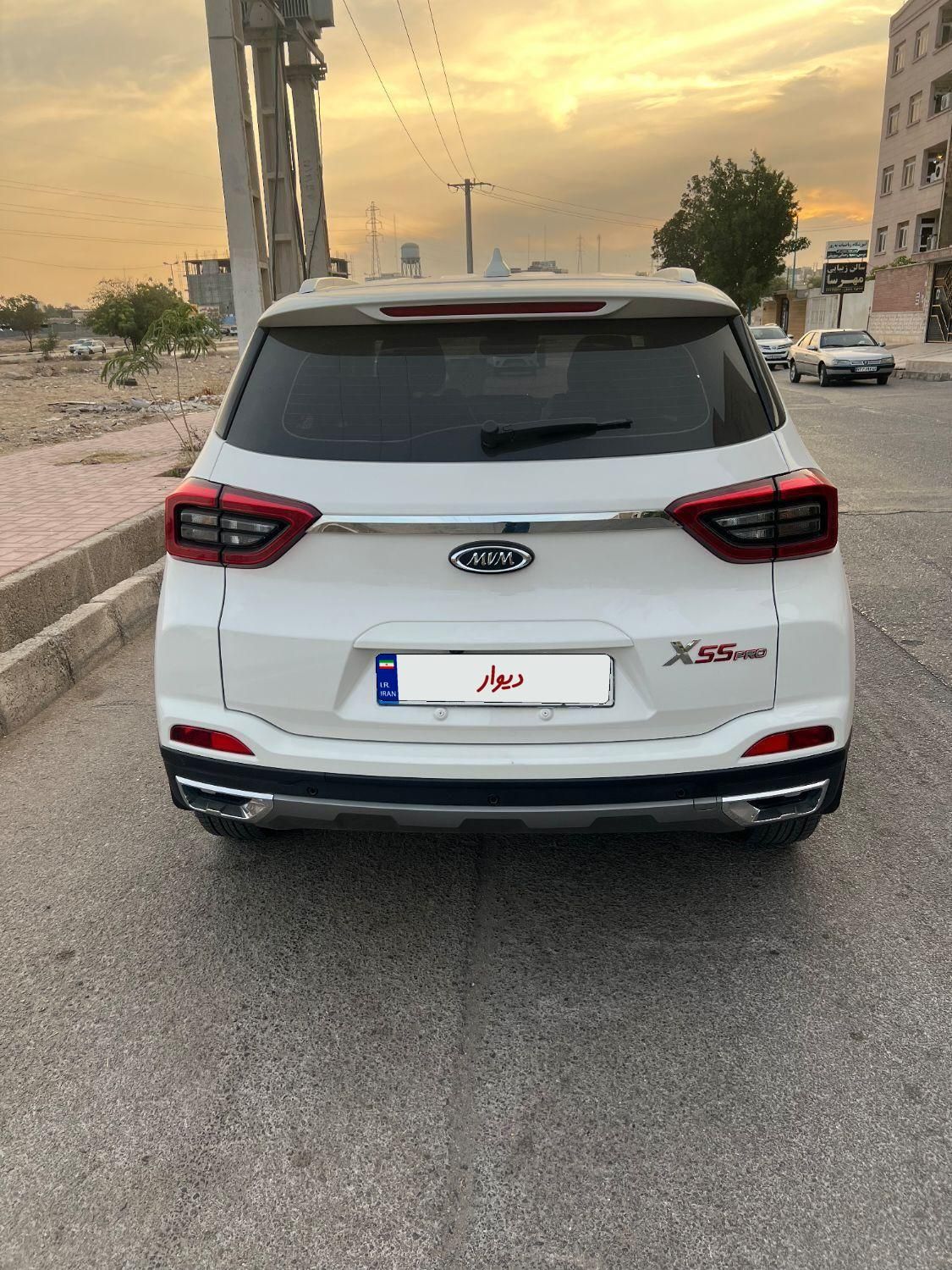 ام وی ام X55 پرو IE اسپرت - 2023