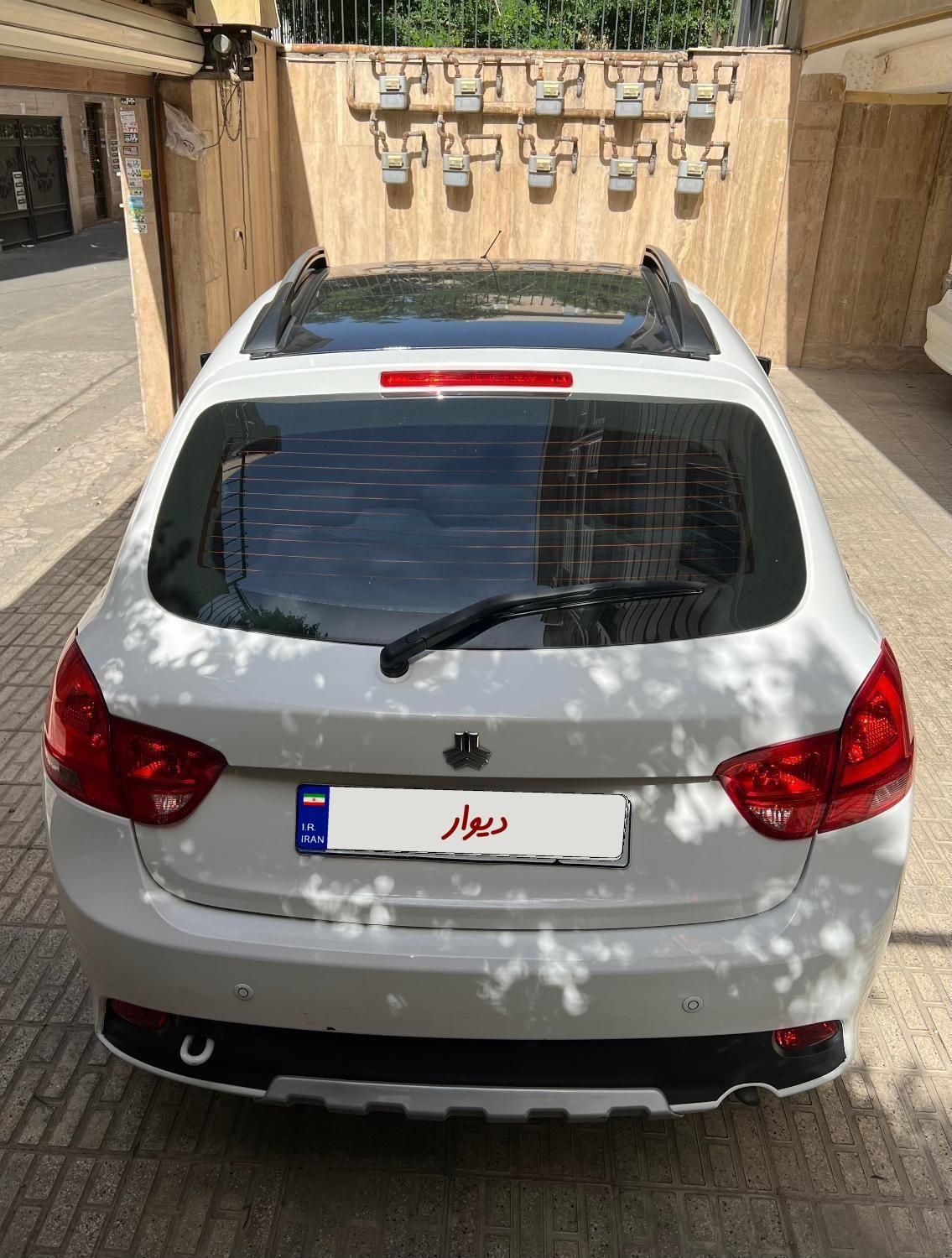 خودرو کوییک، R آگهی ann_18162122