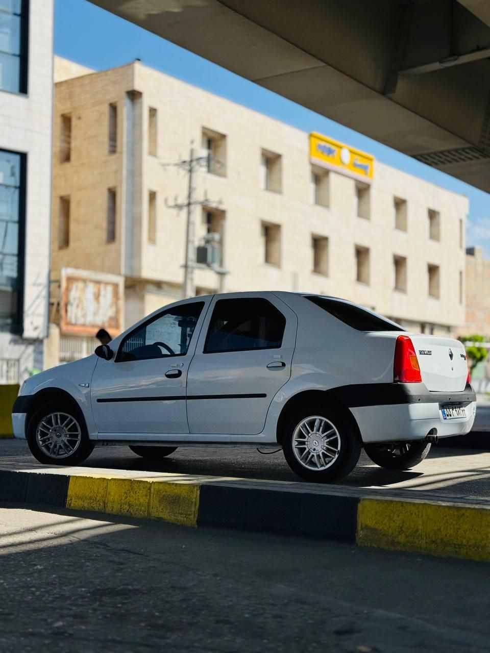 رنو تندر 90 E2 - 1390